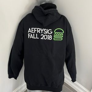 AEFRYSIG soroity greek life zippered sweatshirt Gildan Sz medium hoodie